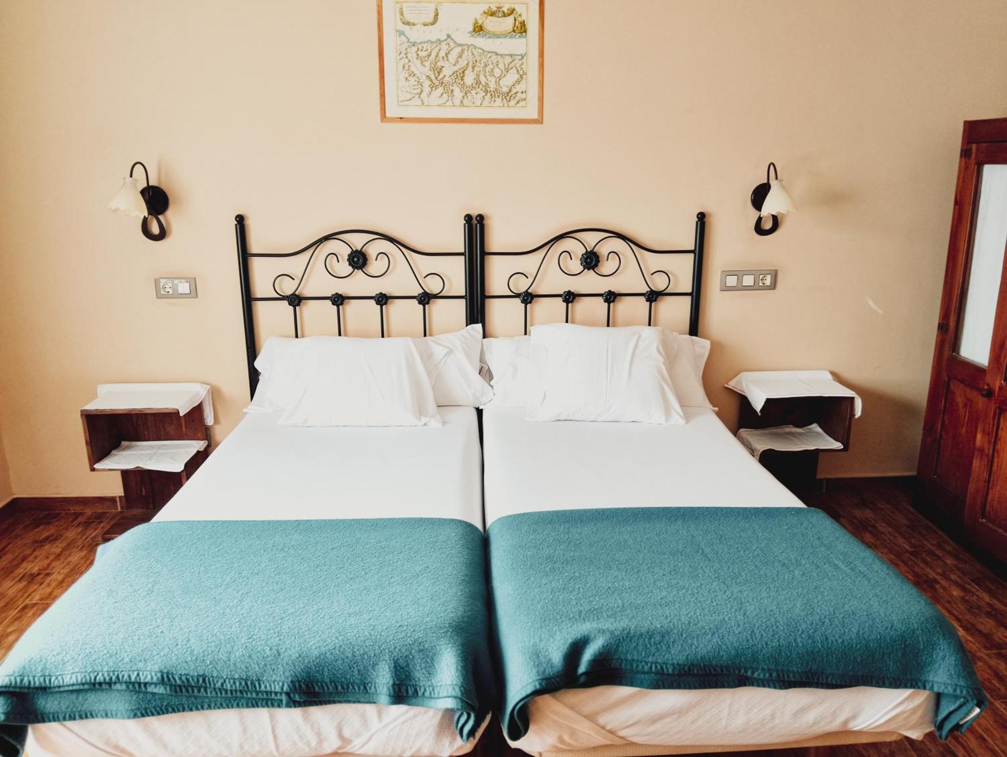 Hotel Casa Vitorio Cudillero Esterno foto
